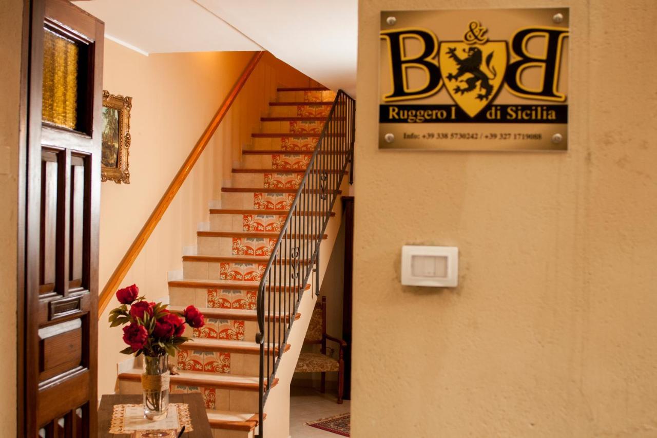 B&B Ruggero I Di Sicilia Пиаца Армерина Екстериор снимка